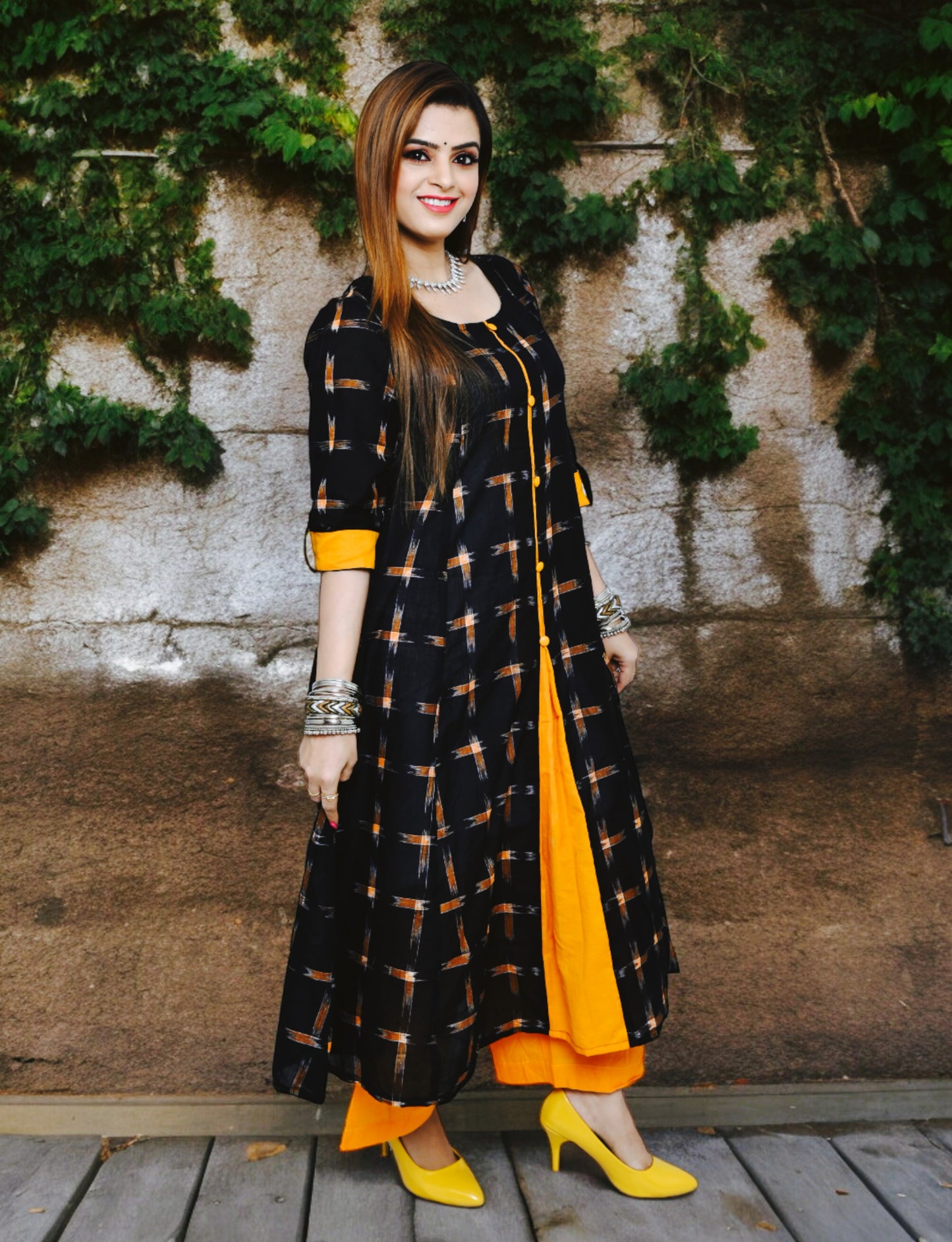 Handloom Designer Black Star Women Kurta Set