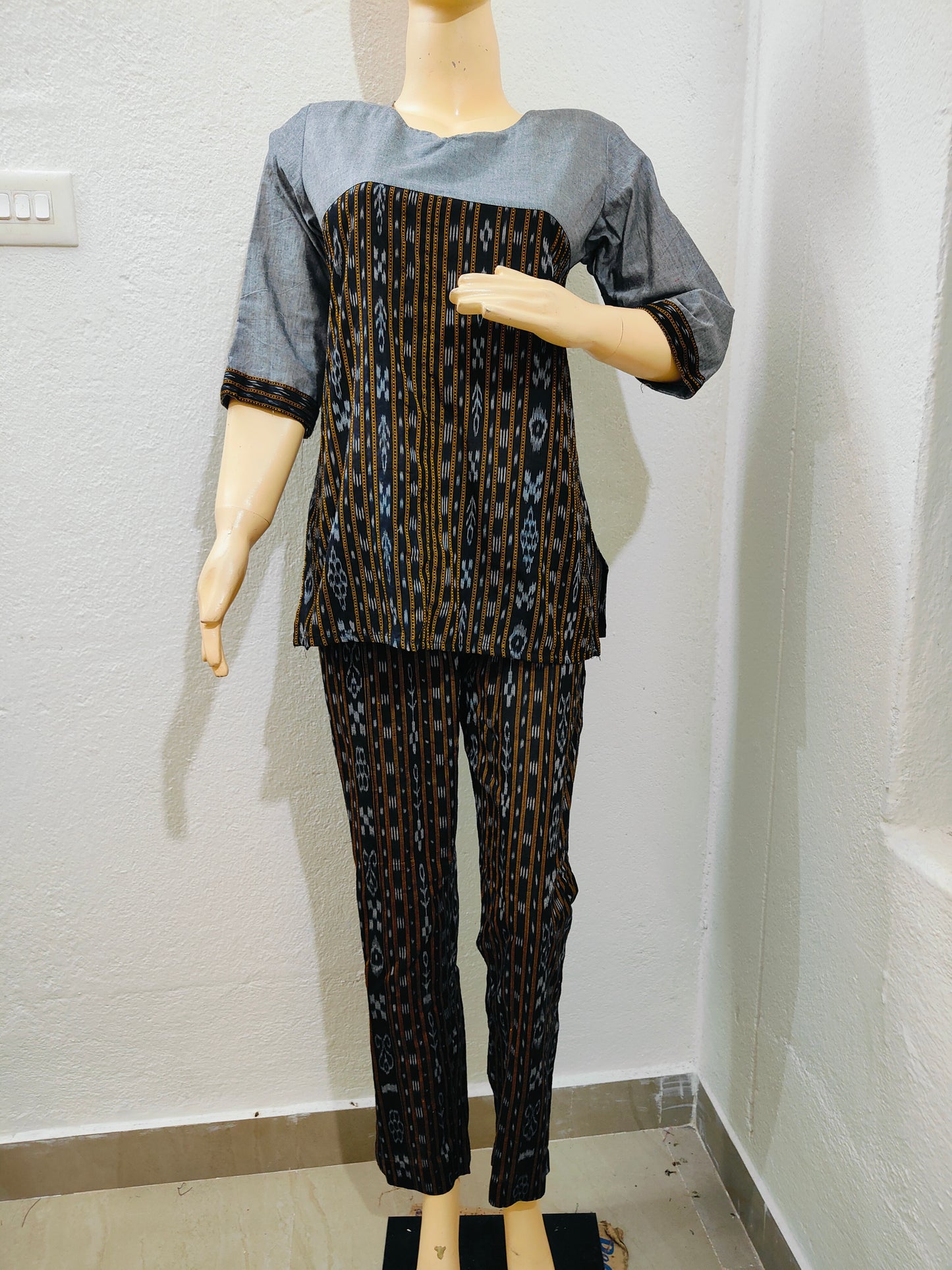 Handloom Women Stylish Kurta