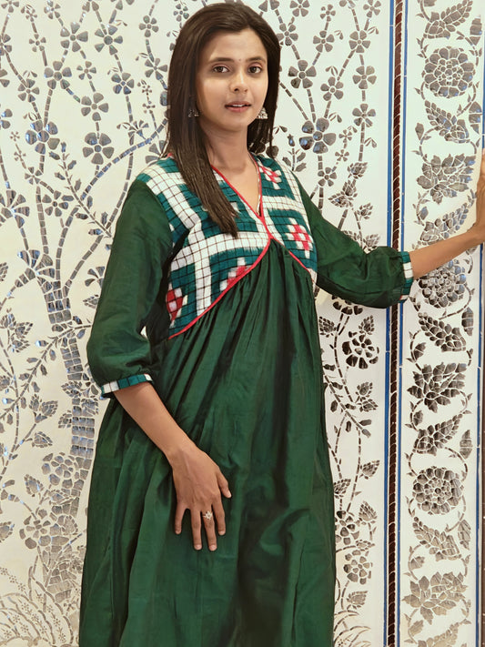 Handloom Passapali Green Kurta Set