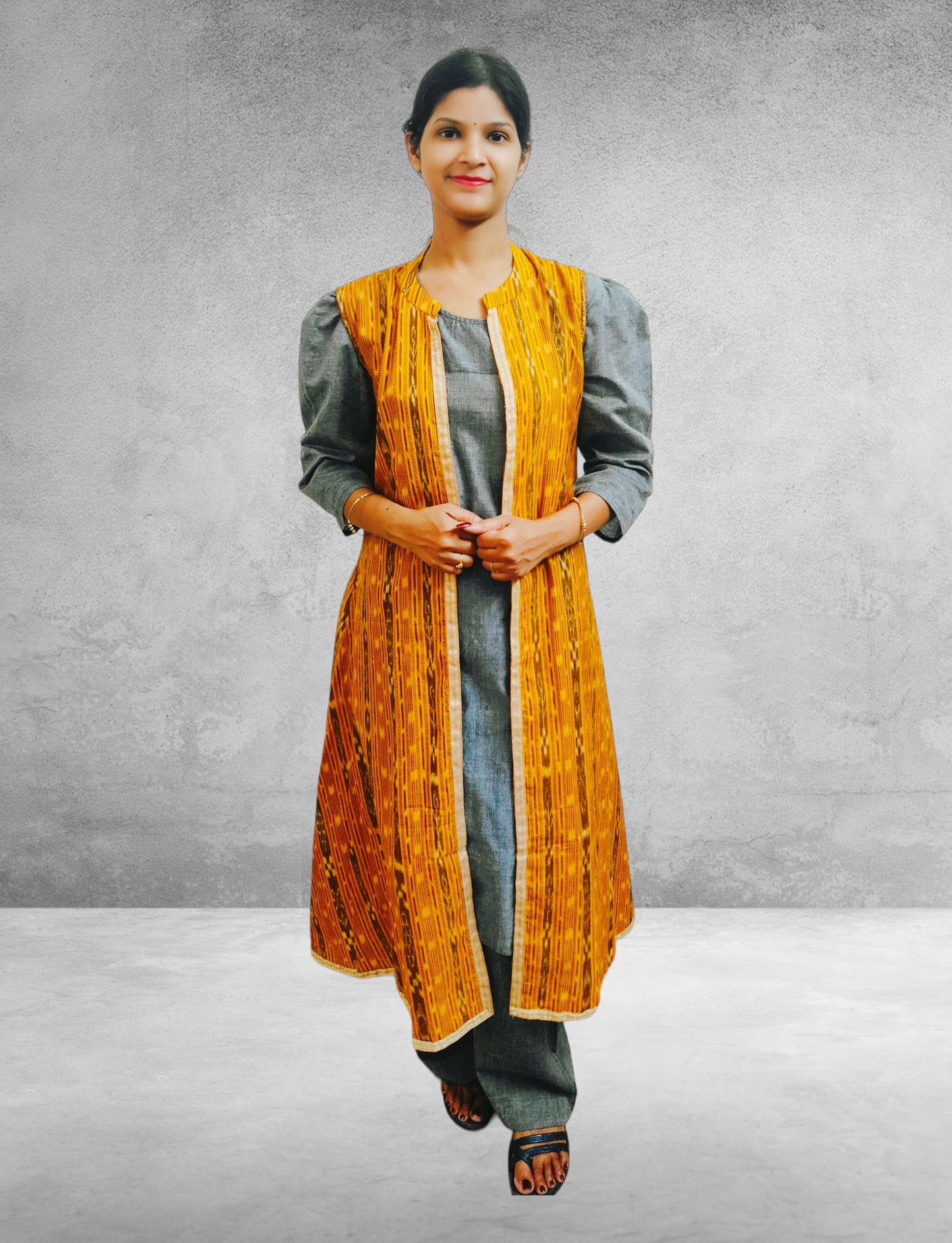 Women Cotton Yellow & Grey Shrug Set