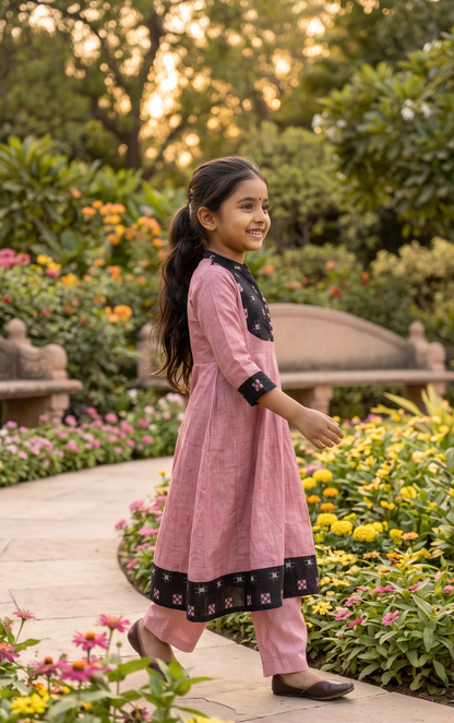 Handloom Pink Girls Anarkali Set