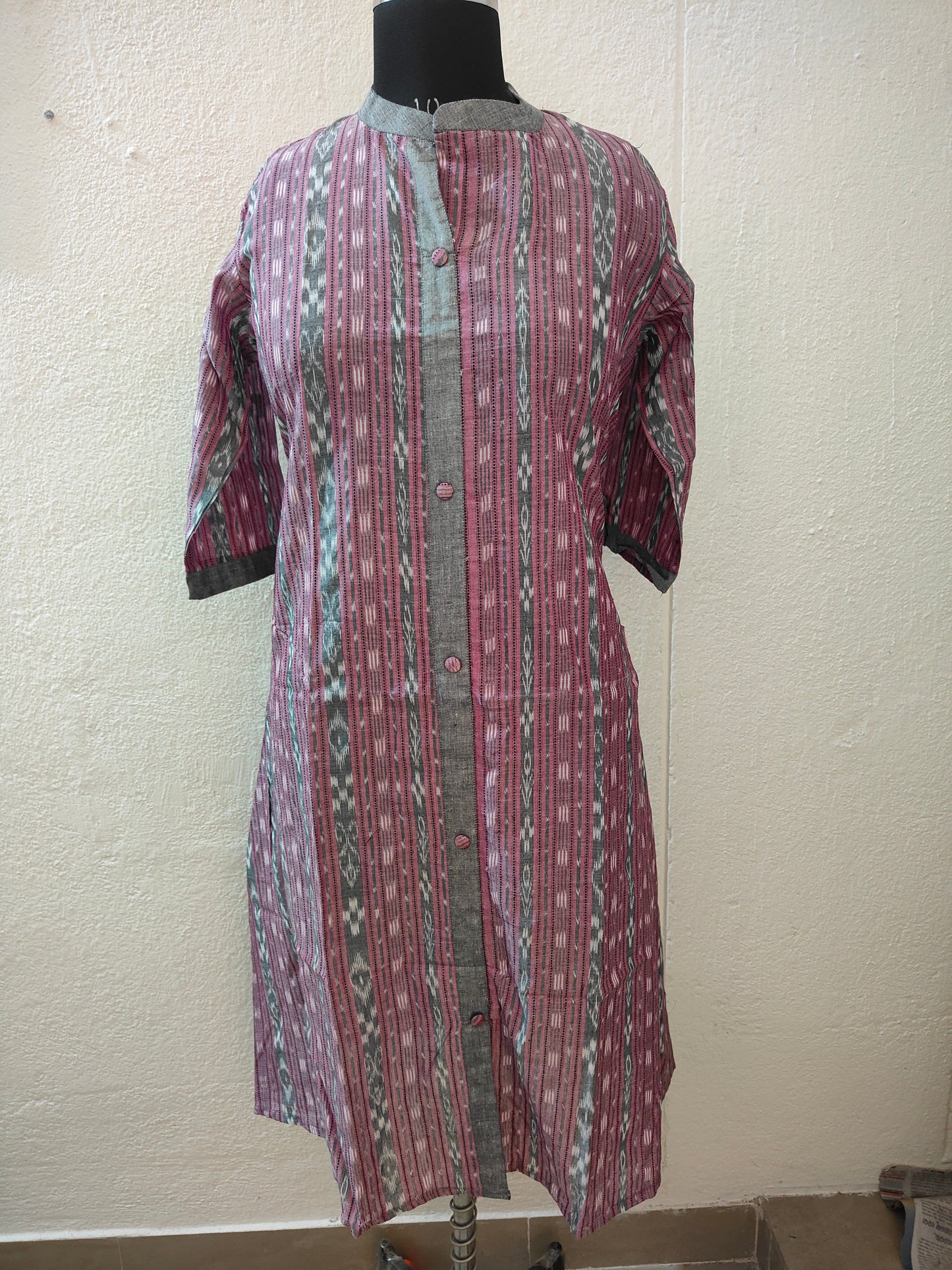 Handloom Women Stright Cut Kurta