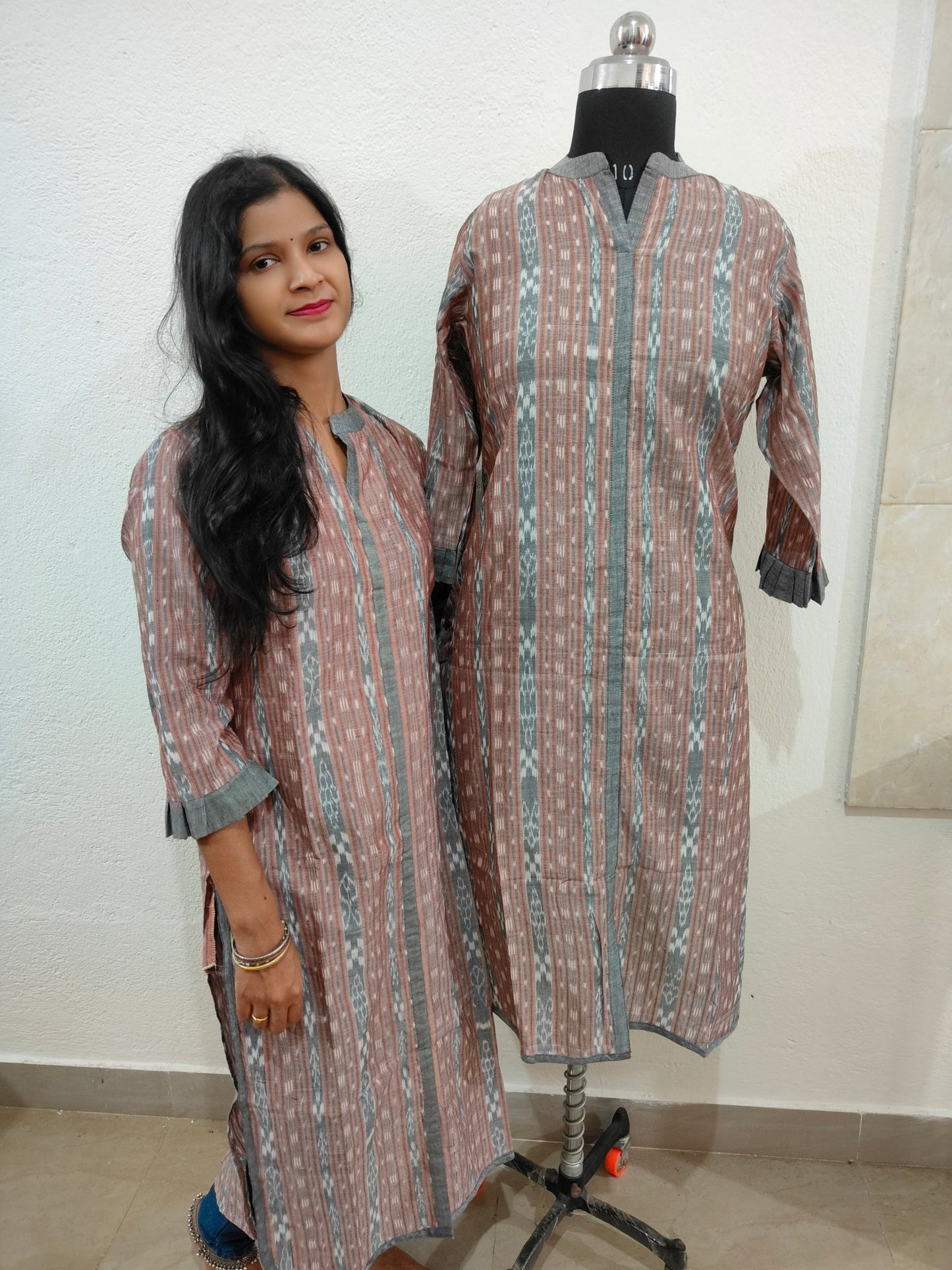 Handloom Women Stright Cut Kurta